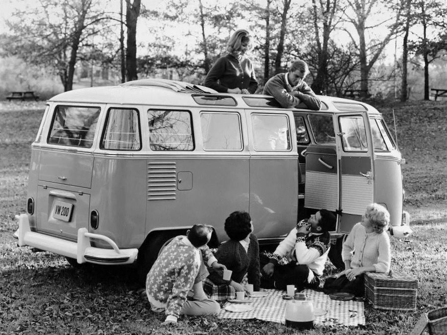  Volkswagen T1 Deluxe Samba Bus 1951 года  (фото 2 из 25)
